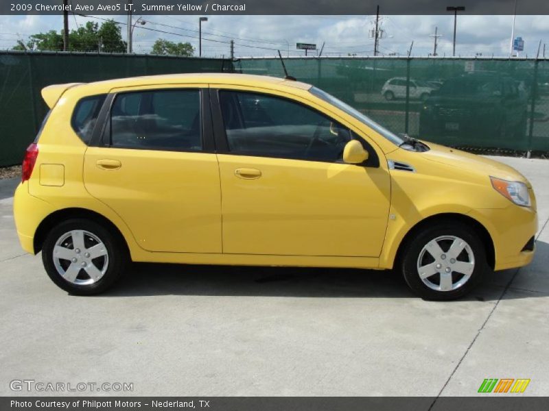 Summer Yellow / Charcoal 2009 Chevrolet Aveo Aveo5 LT