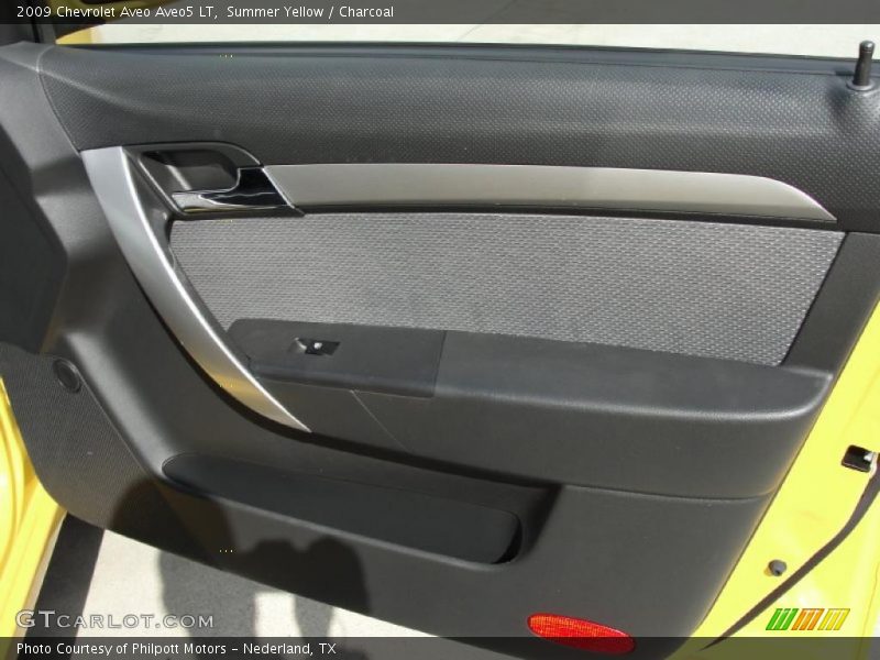 Summer Yellow / Charcoal 2009 Chevrolet Aveo Aveo5 LT