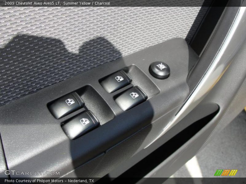 Summer Yellow / Charcoal 2009 Chevrolet Aveo Aveo5 LT