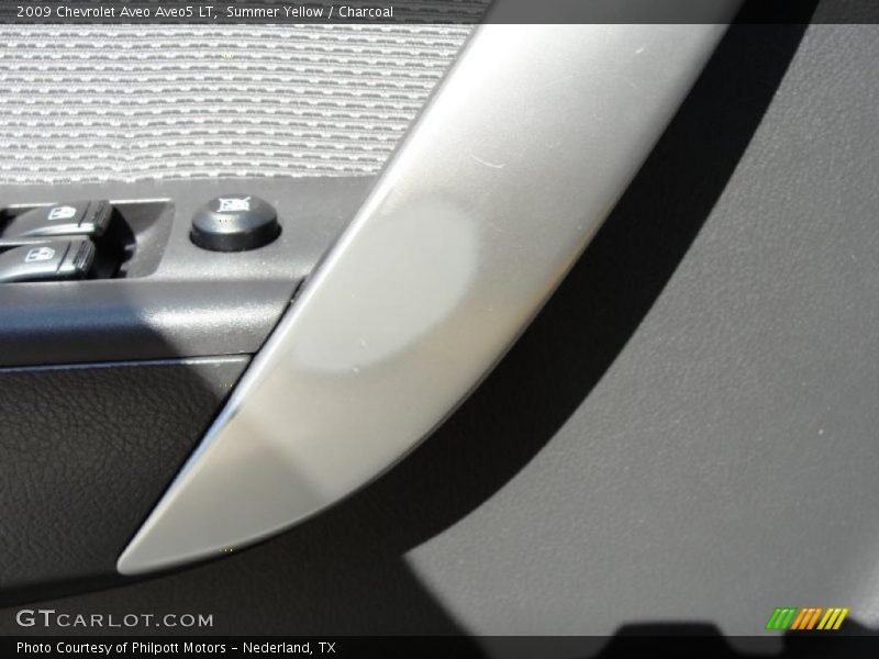 Summer Yellow / Charcoal 2009 Chevrolet Aveo Aveo5 LT