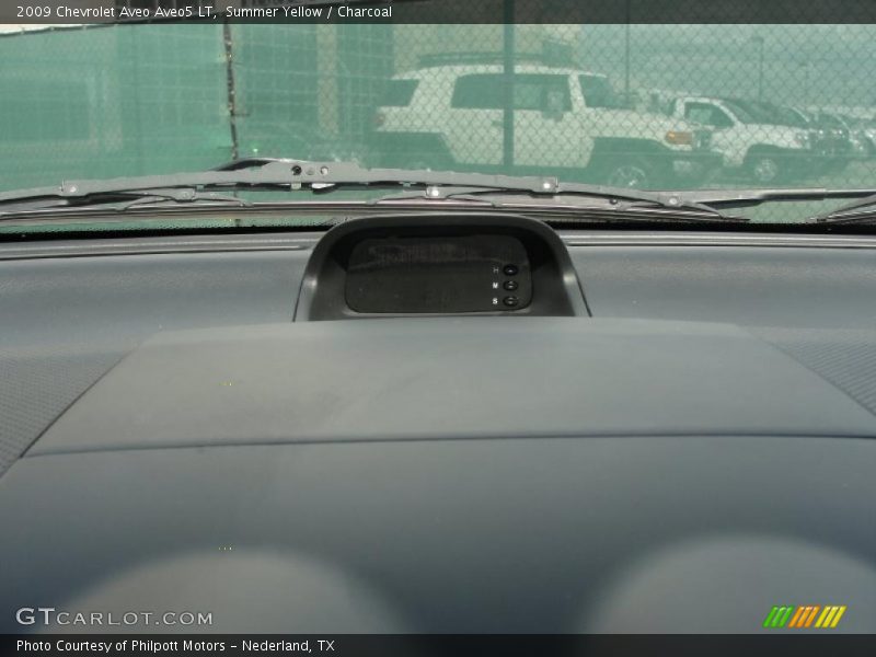 Summer Yellow / Charcoal 2009 Chevrolet Aveo Aveo5 LT