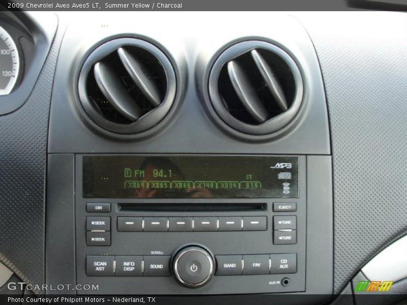 Summer Yellow / Charcoal 2009 Chevrolet Aveo Aveo5 LT