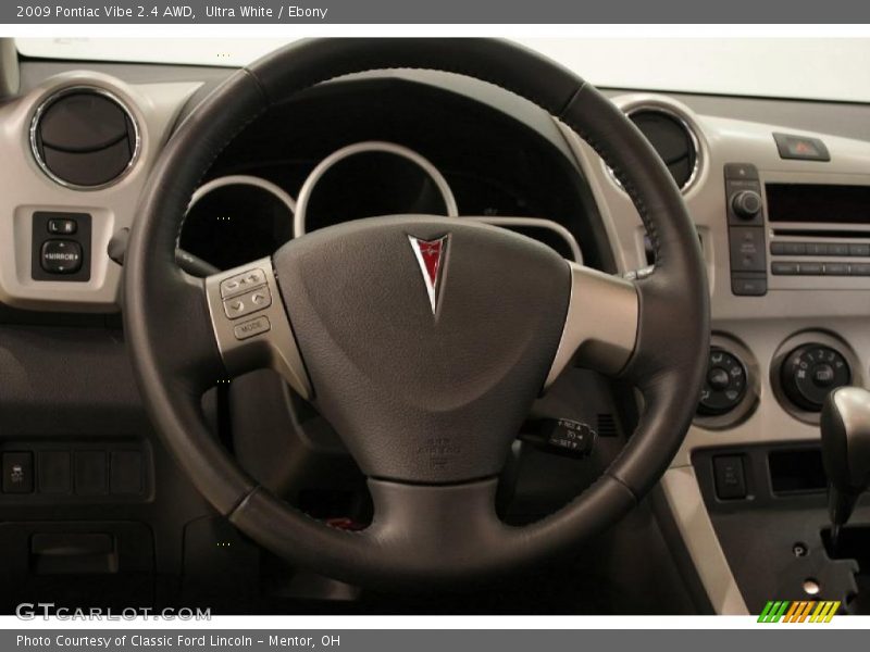 Ultra White / Ebony 2009 Pontiac Vibe 2.4 AWD