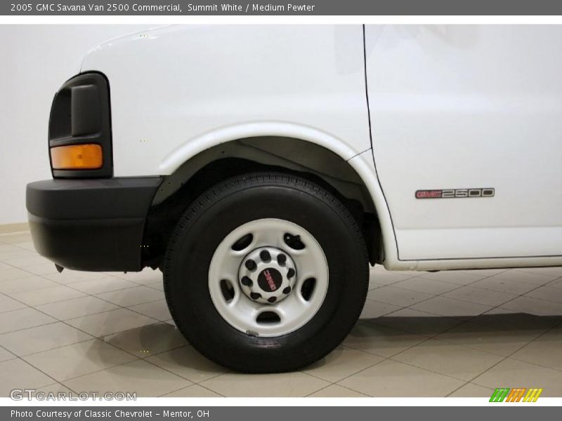 Summit White / Medium Pewter 2005 GMC Savana Van 2500 Commercial