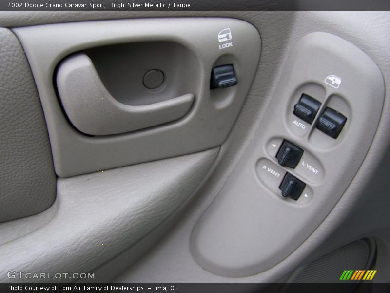 Bright Silver Metallic / Taupe 2002 Dodge Grand Caravan Sport