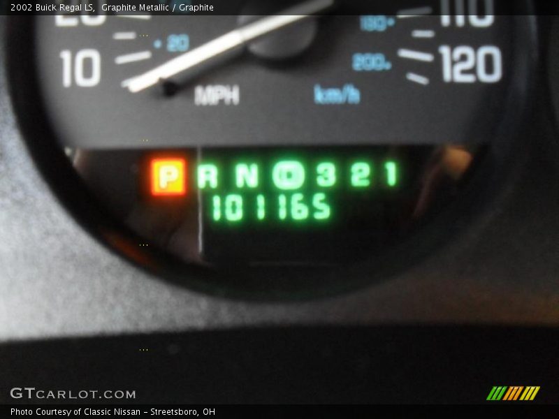 Graphite Metallic / Graphite 2002 Buick Regal LS