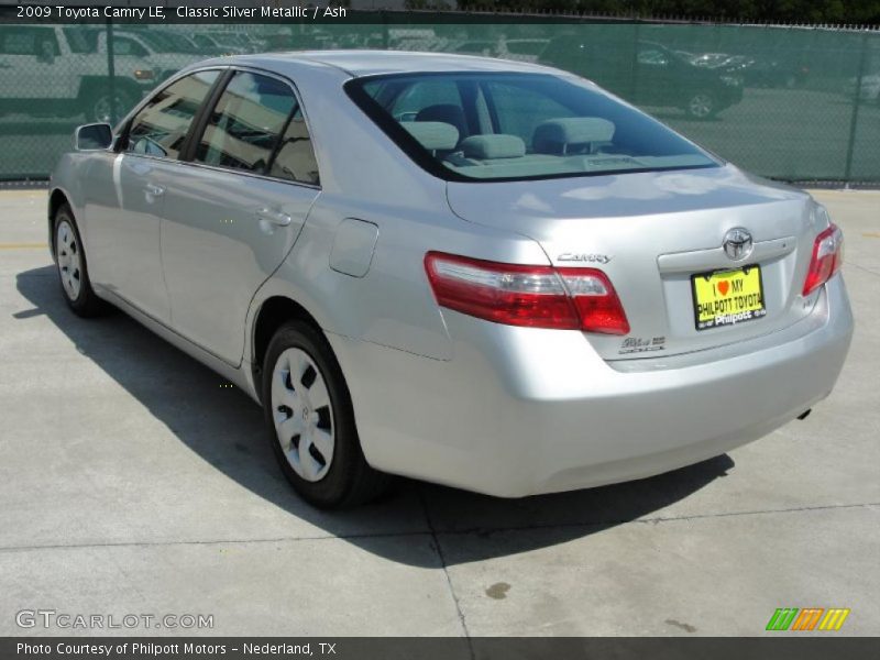 Classic Silver Metallic / Ash 2009 Toyota Camry LE