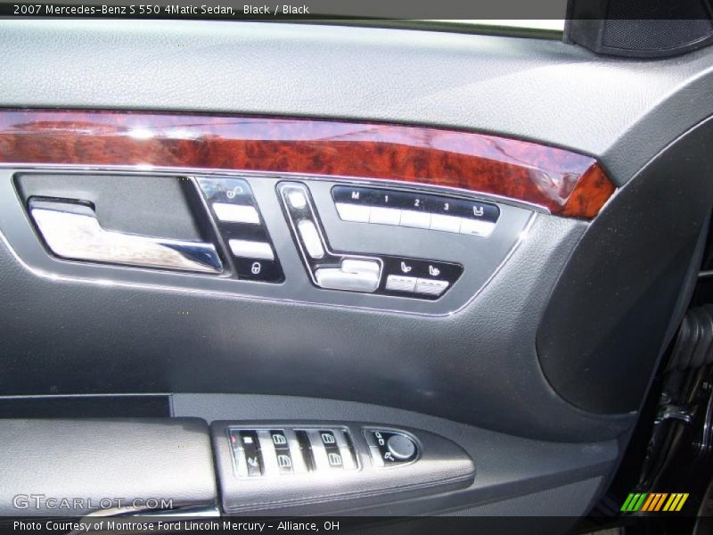 Black / Black 2007 Mercedes-Benz S 550 4Matic Sedan