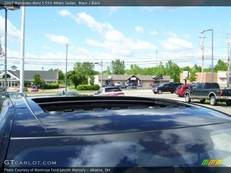 Black / Black 2007 Mercedes-Benz S 550 4Matic Sedan