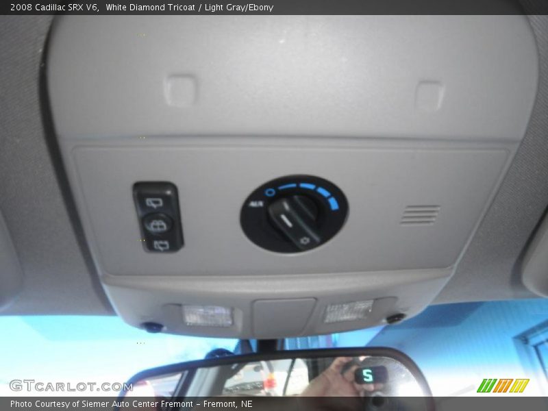 White Diamond Tricoat / Light Gray/Ebony 2008 Cadillac SRX V6