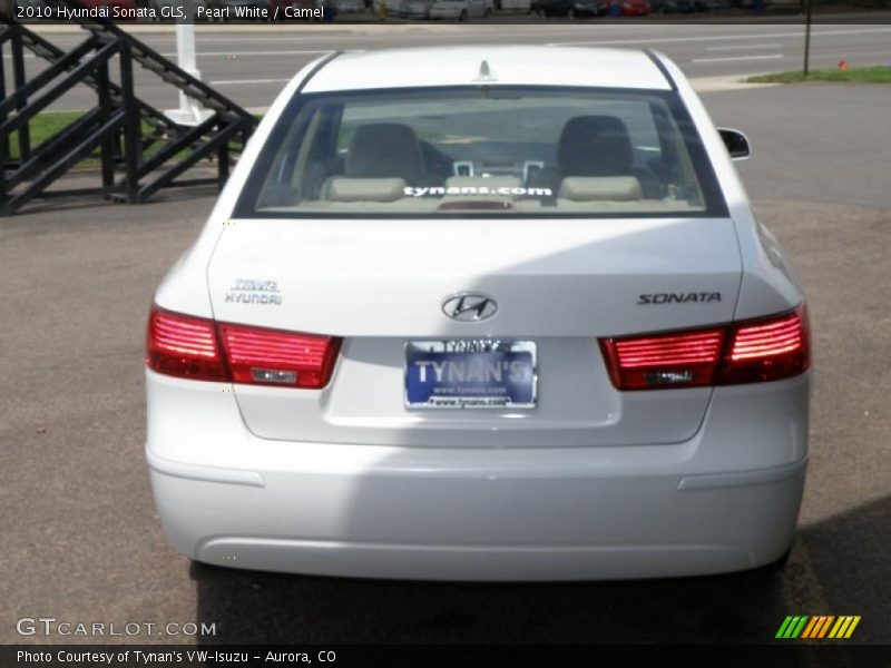 Pearl White / Camel 2010 Hyundai Sonata GLS