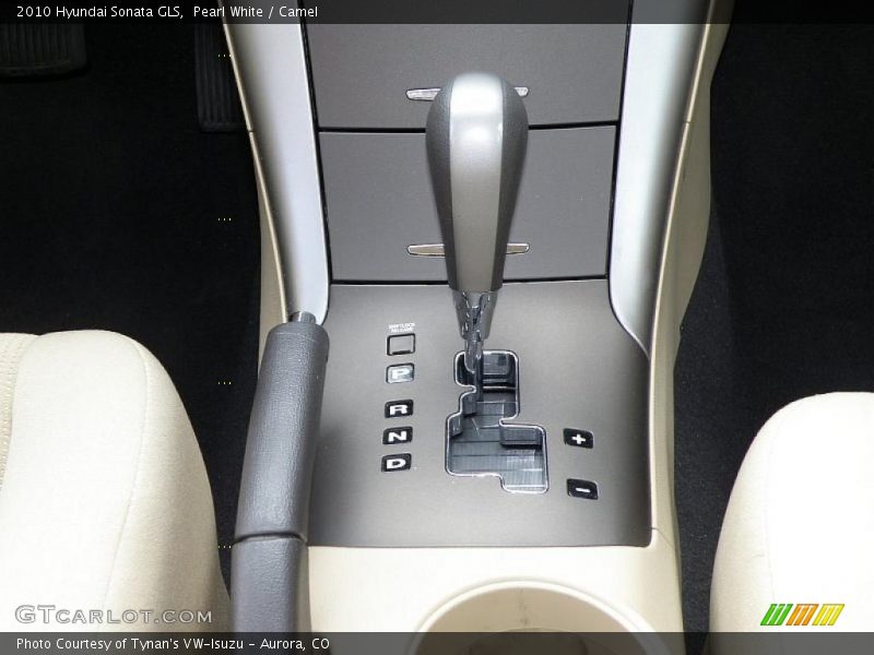 Pearl White / Camel 2010 Hyundai Sonata GLS