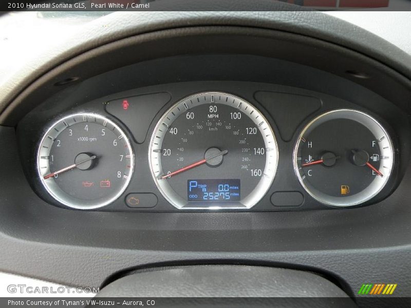 Pearl White / Camel 2010 Hyundai Sonata GLS