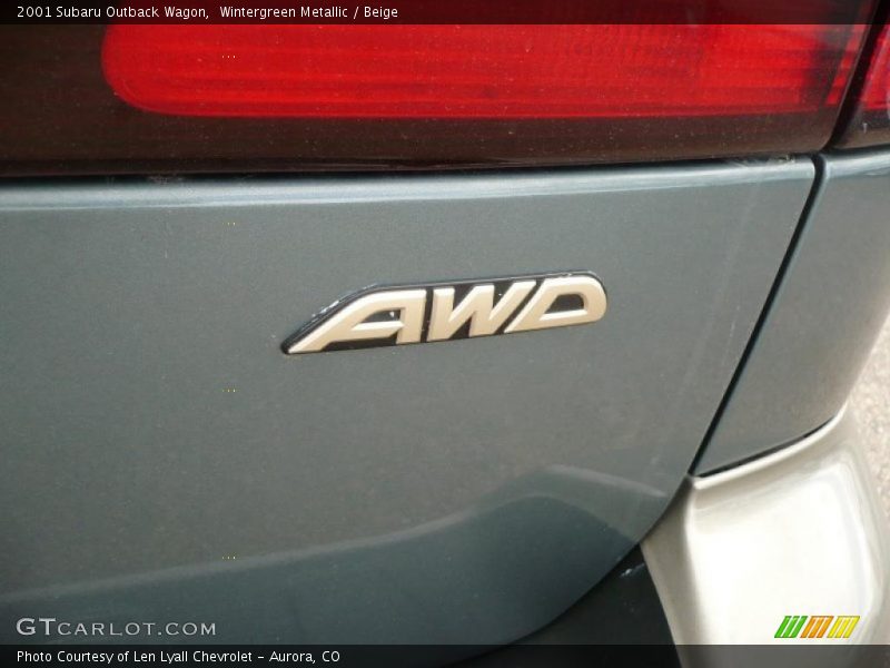Wintergreen Metallic / Beige 2001 Subaru Outback Wagon
