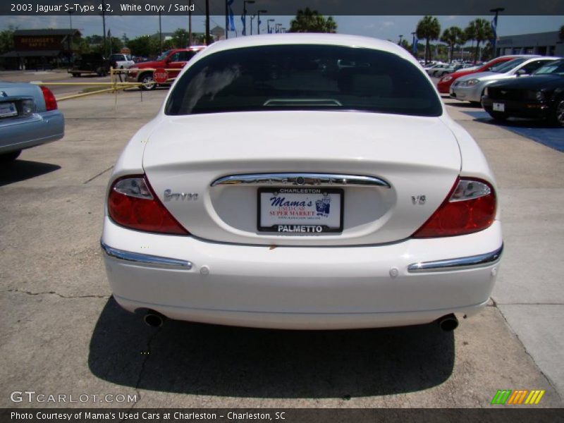 White Onyx / Sand 2003 Jaguar S-Type 4.2