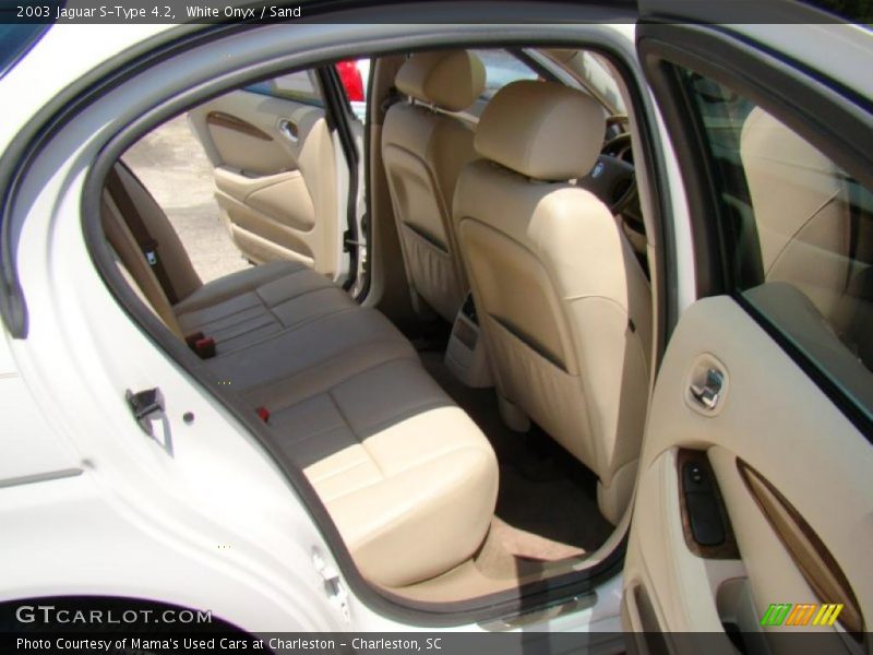 White Onyx / Sand 2003 Jaguar S-Type 4.2