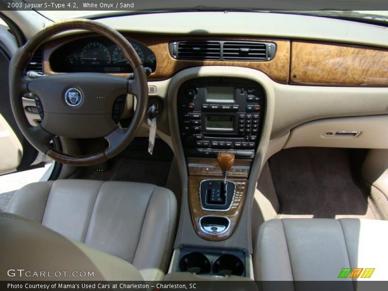 White Onyx / Sand 2003 Jaguar S-Type 4.2