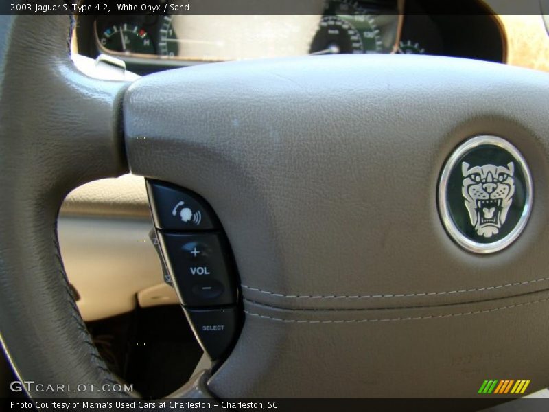 White Onyx / Sand 2003 Jaguar S-Type 4.2