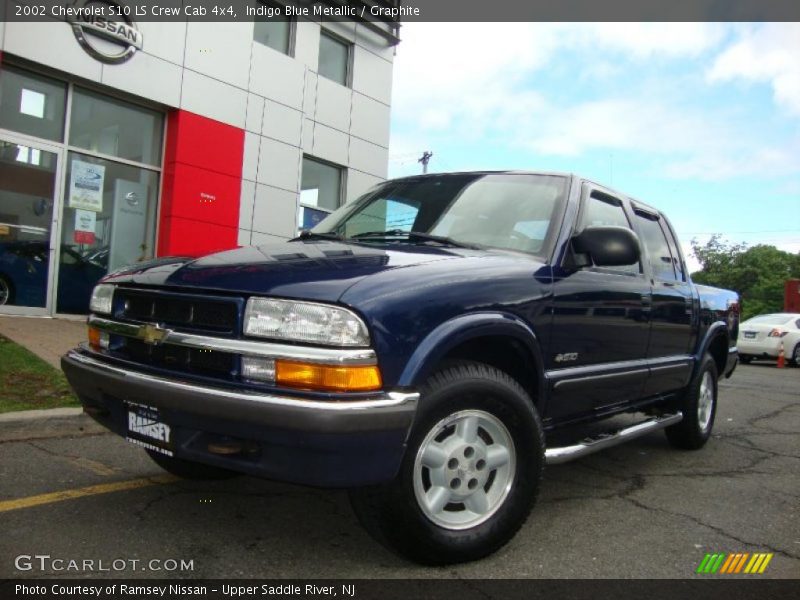 Indigo Blue Metallic / Graphite 2002 Chevrolet S10 LS Crew Cab 4x4