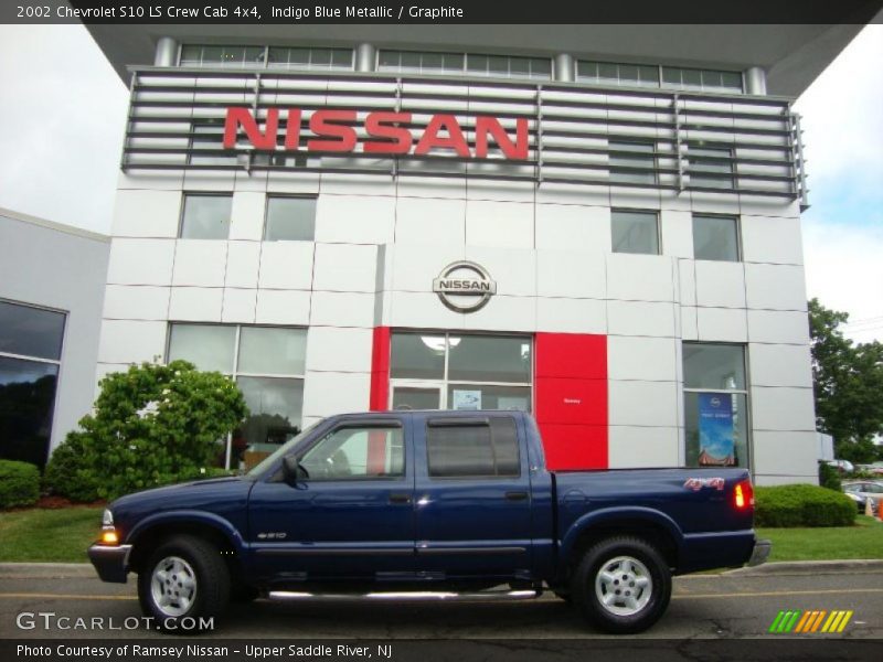 Indigo Blue Metallic / Graphite 2002 Chevrolet S10 LS Crew Cab 4x4