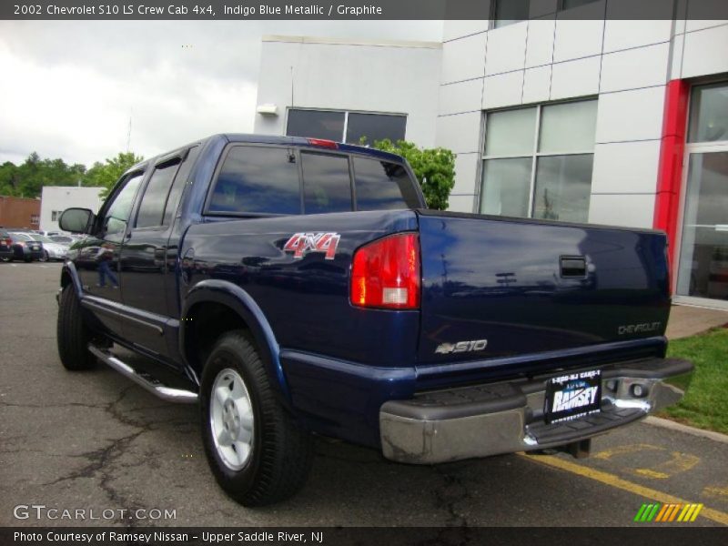 Indigo Blue Metallic / Graphite 2002 Chevrolet S10 LS Crew Cab 4x4