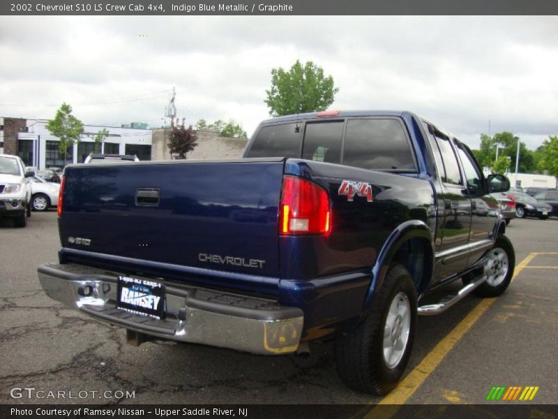 Indigo Blue Metallic / Graphite 2002 Chevrolet S10 LS Crew Cab 4x4