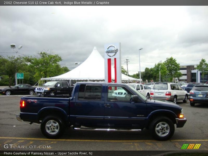 Indigo Blue Metallic / Graphite 2002 Chevrolet S10 LS Crew Cab 4x4