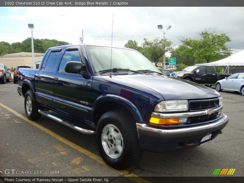 Indigo Blue Metallic / Graphite 2002 Chevrolet S10 LS Crew Cab 4x4