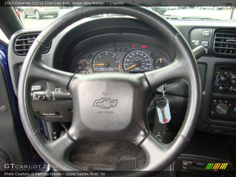 Indigo Blue Metallic / Graphite 2002 Chevrolet S10 LS Crew Cab 4x4