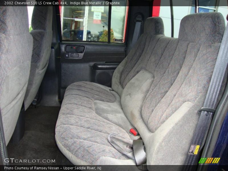 Indigo Blue Metallic / Graphite 2002 Chevrolet S10 LS Crew Cab 4x4