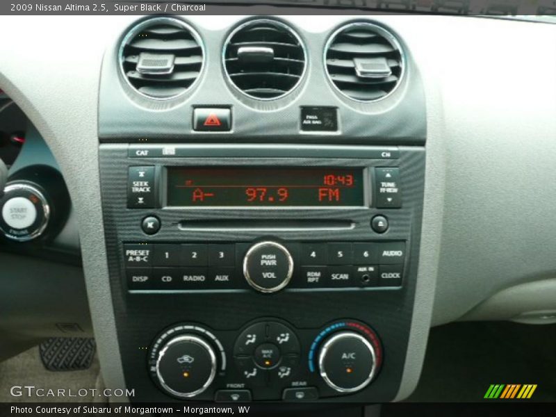Super Black / Charcoal 2009 Nissan Altima 2.5
