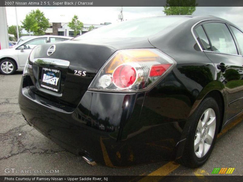Super Black / Charcoal 2007 Nissan Altima 2.5 S