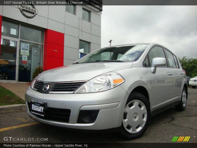 Brilliant Silver Metallic / Charcoal 2007 Nissan Versa S