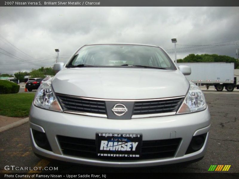 Brilliant Silver Metallic / Charcoal 2007 Nissan Versa S