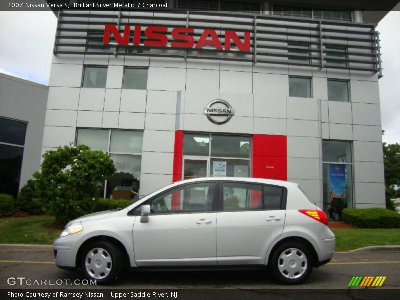 Brilliant Silver Metallic / Charcoal 2007 Nissan Versa S