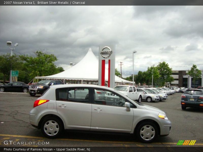 Brilliant Silver Metallic / Charcoal 2007 Nissan Versa S