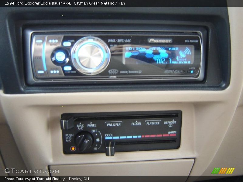 Cayman Green Metallic / Tan 1994 Ford Explorer Eddie Bauer 4x4