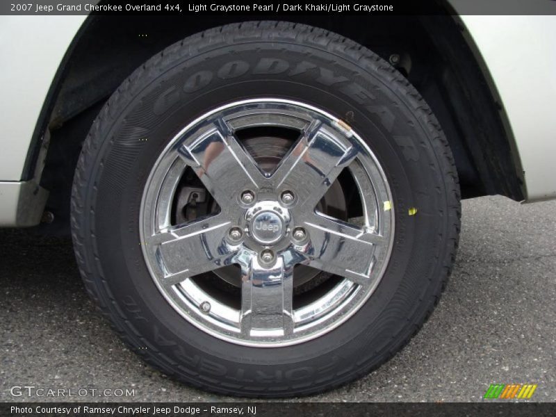 Light Graystone Pearl / Dark Khaki/Light Graystone 2007 Jeep Grand Cherokee Overland 4x4
