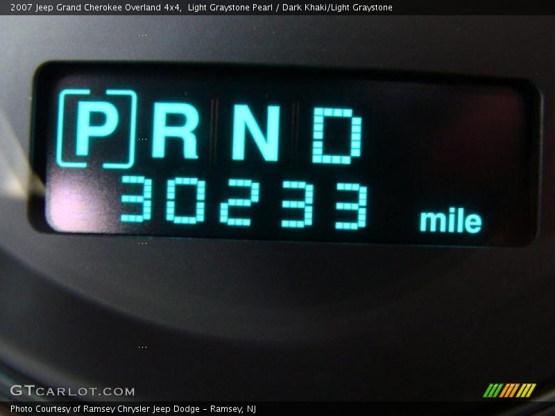 Light Graystone Pearl / Dark Khaki/Light Graystone 2007 Jeep Grand Cherokee Overland 4x4