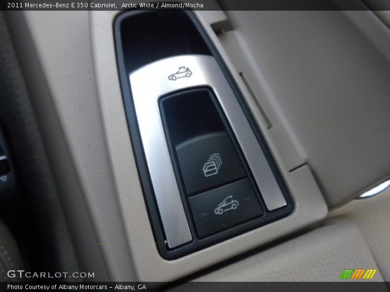 Arctic White / Almond/Mocha 2011 Mercedes-Benz E 350 Cabriolet