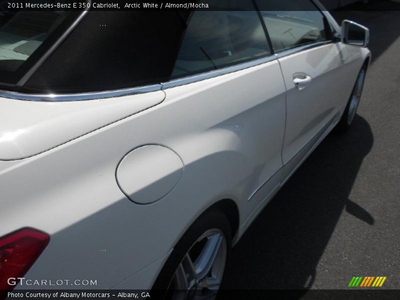 Arctic White / Almond/Mocha 2011 Mercedes-Benz E 350 Cabriolet
