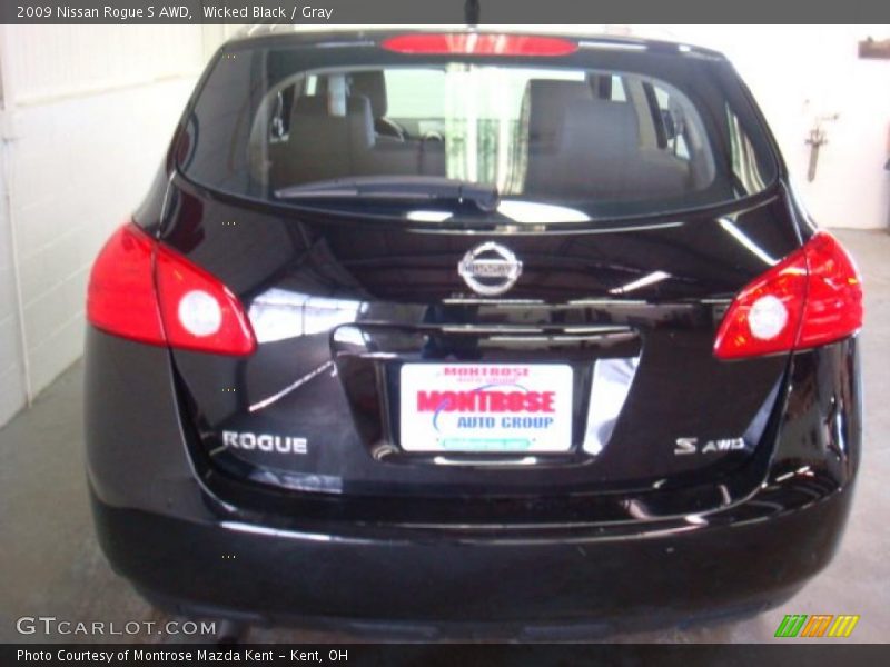 Wicked Black / Gray 2009 Nissan Rogue S AWD