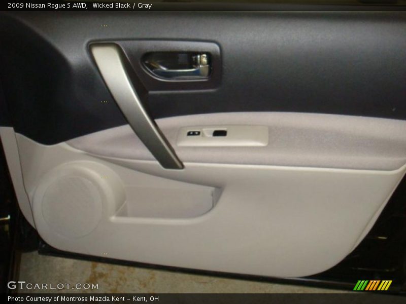 Wicked Black / Gray 2009 Nissan Rogue S AWD