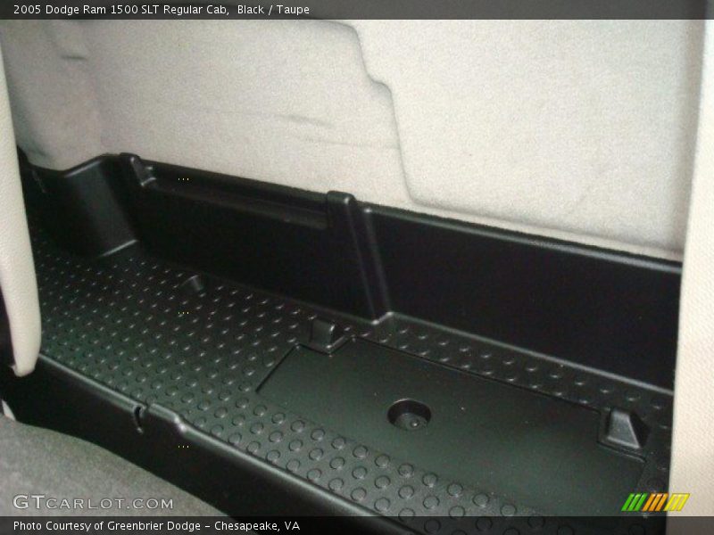 Black / Taupe 2005 Dodge Ram 1500 SLT Regular Cab