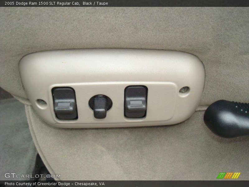 Black / Taupe 2005 Dodge Ram 1500 SLT Regular Cab
