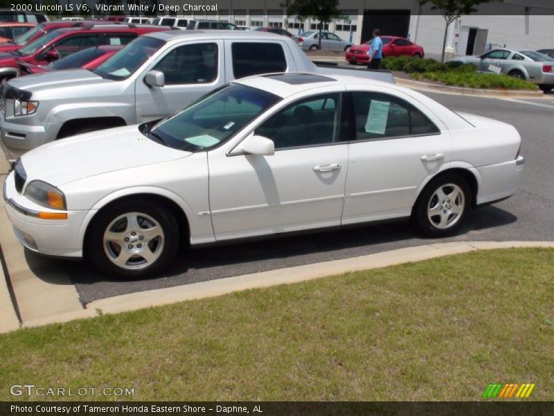 Vibrant White / Deep Charcoal 2000 Lincoln LS V6