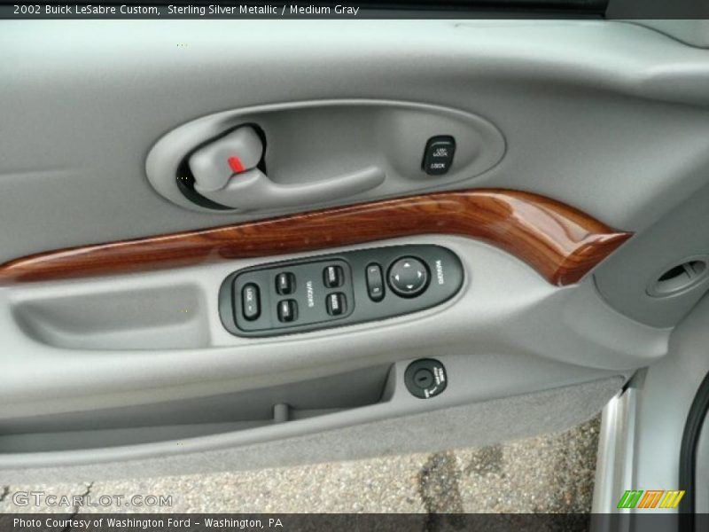 Sterling Silver Metallic / Medium Gray 2002 Buick LeSabre Custom