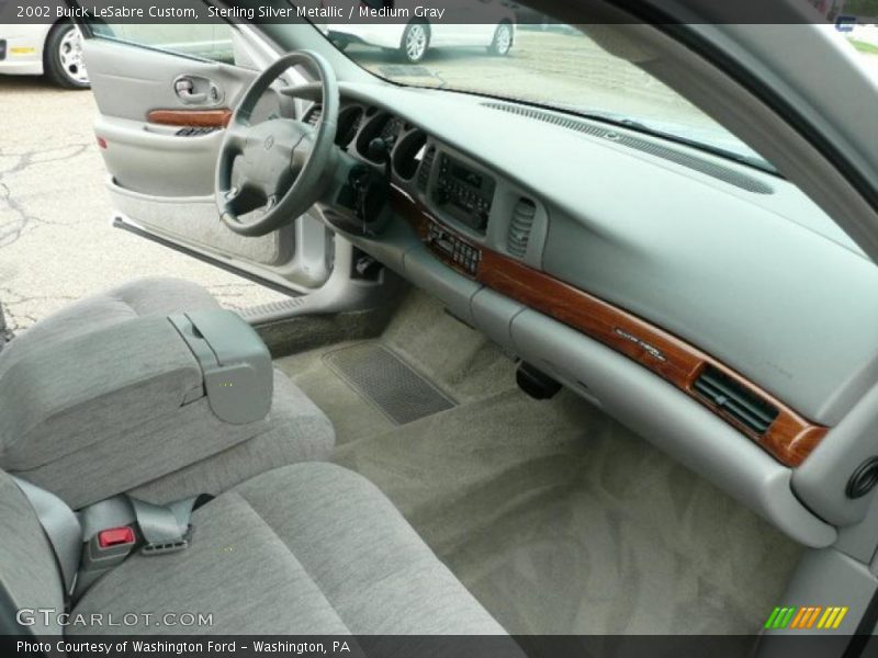 Sterling Silver Metallic / Medium Gray 2002 Buick LeSabre Custom