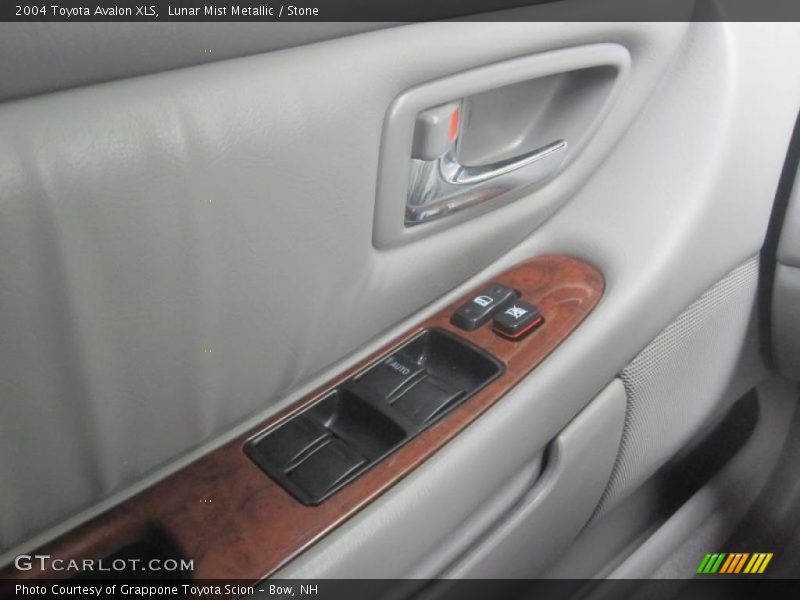 Lunar Mist Metallic / Stone 2004 Toyota Avalon XLS