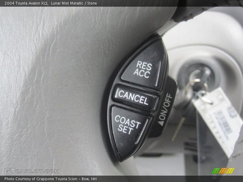 Lunar Mist Metallic / Stone 2004 Toyota Avalon XLS